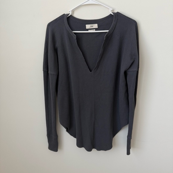 TNA by Aritzia Long Sleeve Waffle Knit Drop Shoulder Thermal Charcoal Size Small - Picture 1 of 8